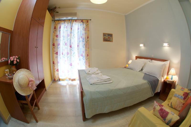 Maria Apartments Lourdata  Esterno foto